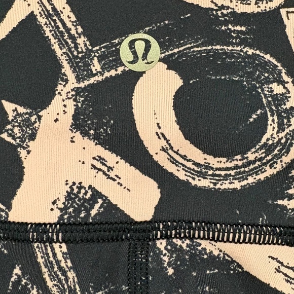 Lululemon Wunder Under Crop (High-Rise) *Full-On Luxtreme 21" Graffiti Pop Antoi - Picture 9 of 9